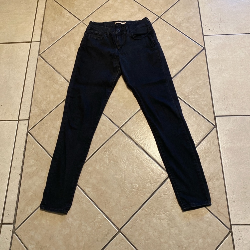 Levi’s 710 super skinny pants.